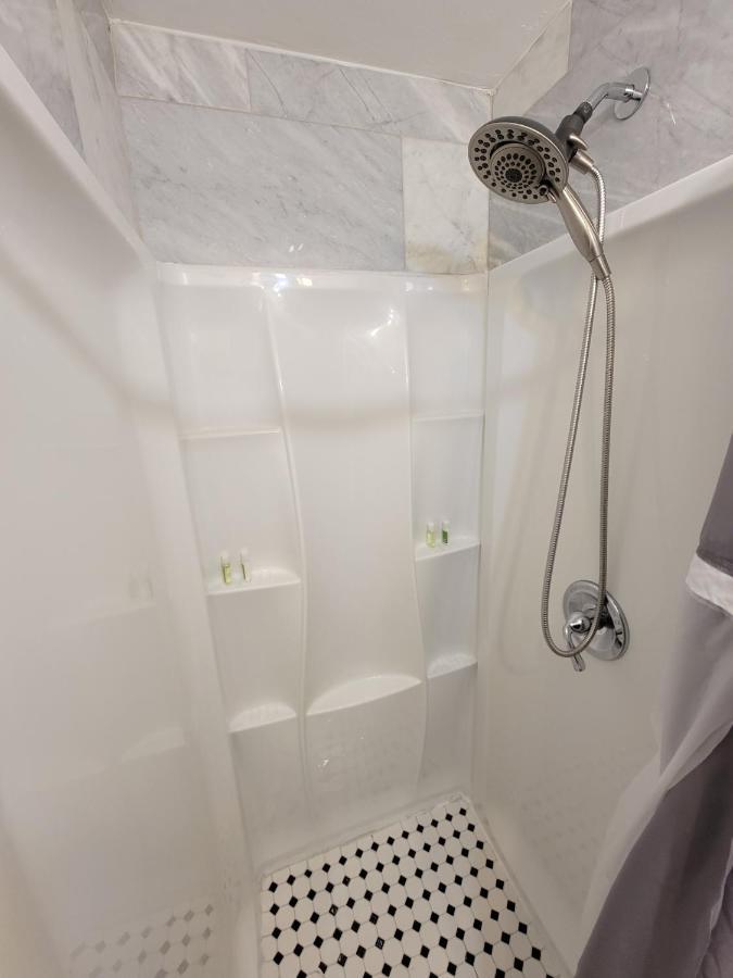 Comfy And Chic Apartment! Free Parking Apartamento