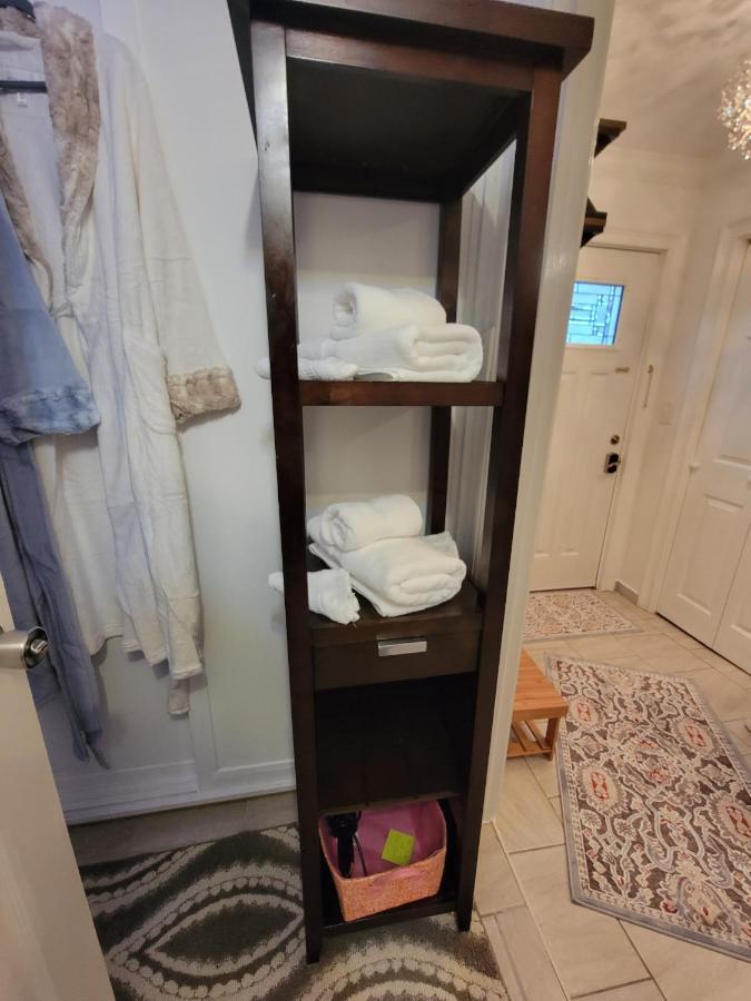 Apartamento Comfy And Chic Apartment! Free Parking