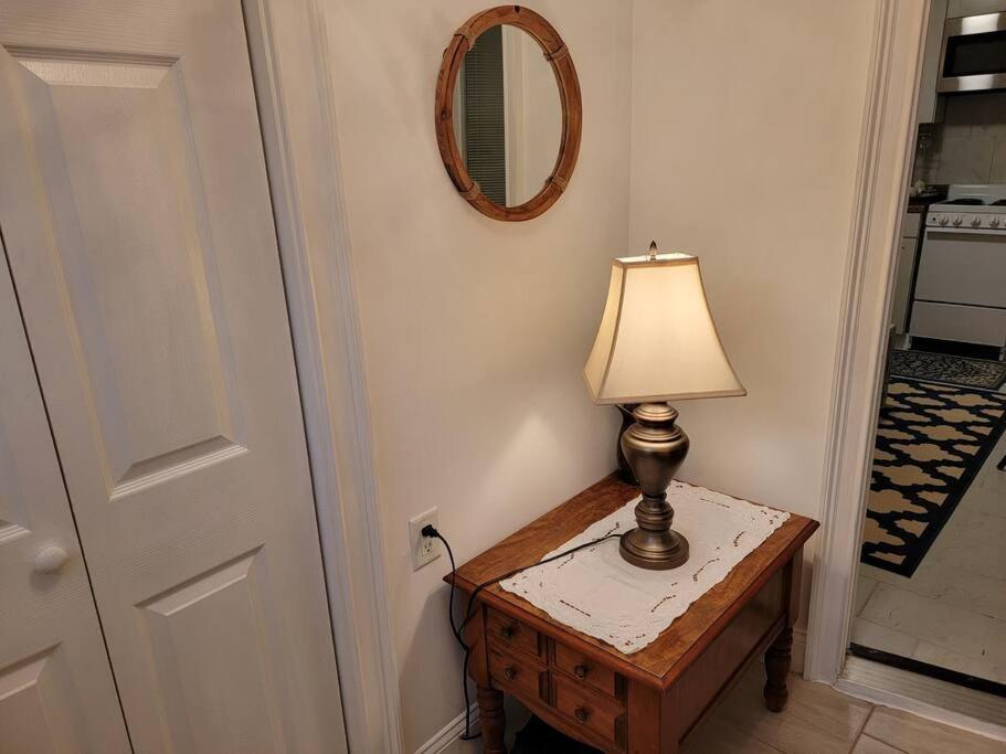 Comfy And Chic Apartment! Free Parking Apartamento